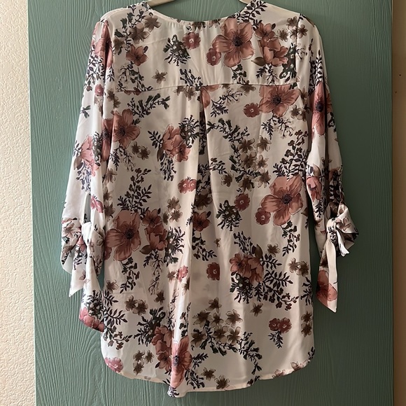 Floral Surplice Blouse - Picture 2 of 2